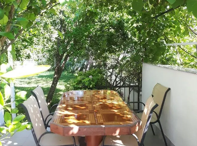 Apartamento With Parking Space Starigrad, Paklenica - 11848